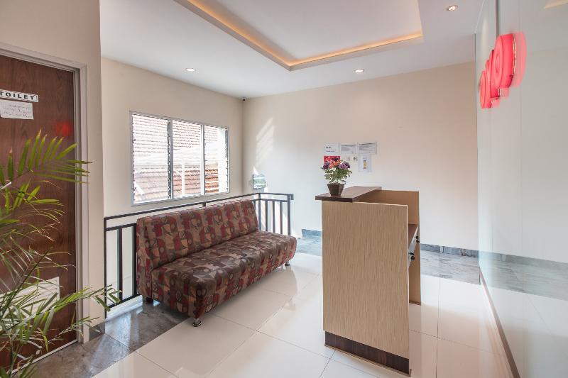 ג'קרטה Ichiza Room Redpartner מראה חיצוני תמונה