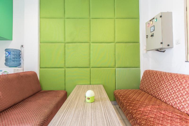 ג'קרטה Ichiza Room Redpartner מראה חיצוני תמונה