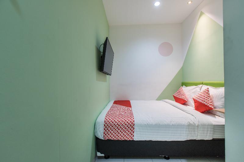 ג'קרטה Ichiza Room Redpartner מראה חיצוני תמונה