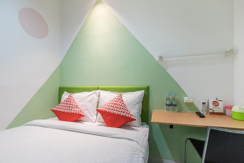 ג'קרטה Ichiza Room Redpartner מראה חיצוני תמונה